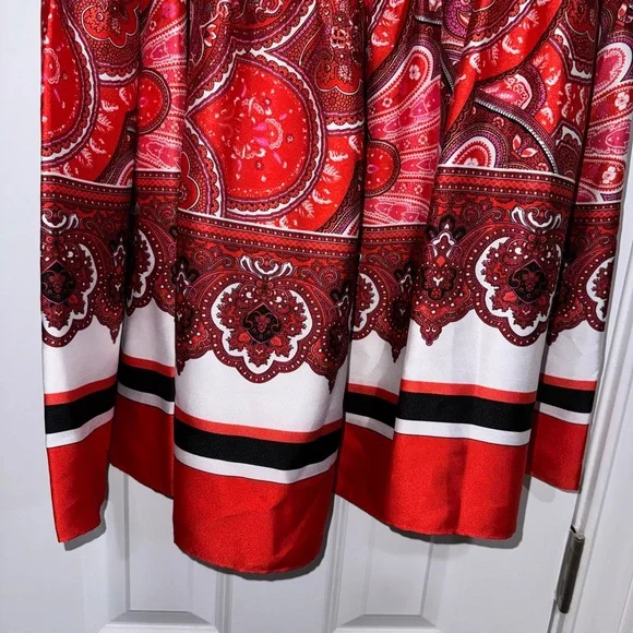 Ralph Lauren NWTs Red Paisley Maxi Dress. 👗 ❤️ - Picture 5 of 9